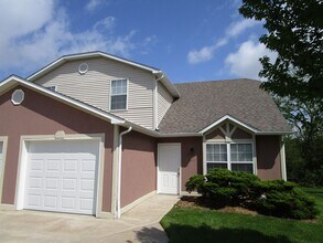 Building Photo - 3538-3540-3540 Prescott Dr