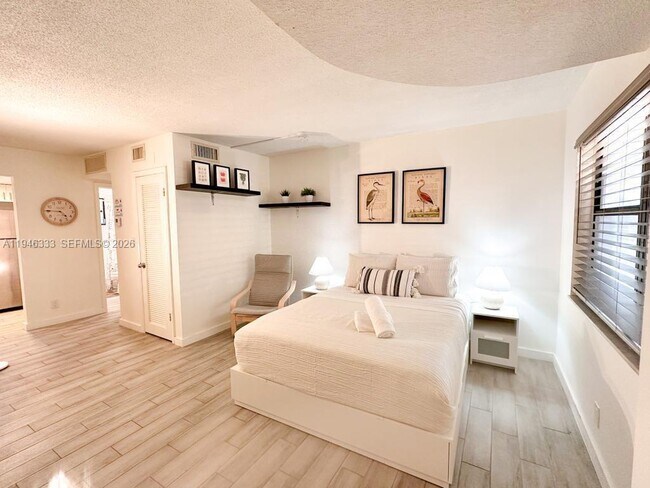 Foto del edificio - 664 SE 20th Ave