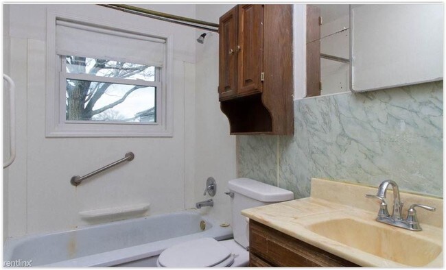 Building Photo - 4 br, 1 bath House - 2424 McCartney Rd