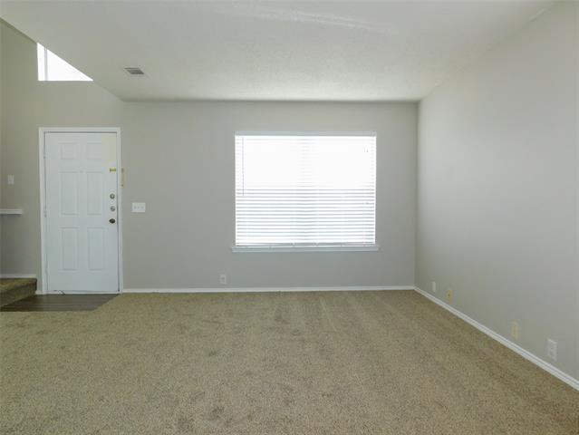 Building Photo - 4204 Sonoma Dr