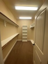 Building Photo - 1306 Dian St