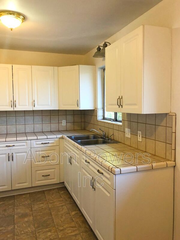 2208 25th St Unit Apt. 4, Sacramento, CA 95818 Condo for Rent in