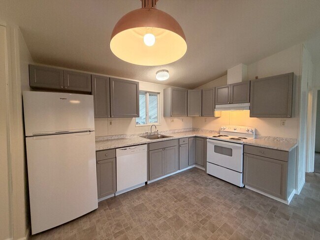 Foto del edificio - ~Great Updated 3 Bedroom Home in Green~