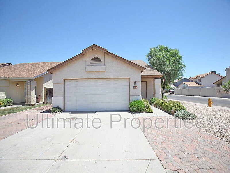 Photo - 9903 N 77th Ave