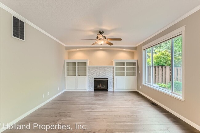 Building Photo - 3 br, 2.5 bath House - 6015 SW Fountain Grove