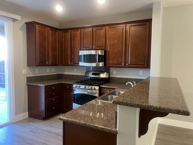 Foto del edificio - Charming Single-Story 3BR Home in Sacramen...