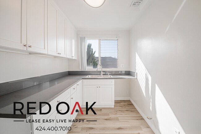 Foto del edificio - 1327 Laurel Ave