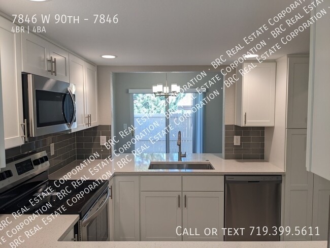 Building Photo - 7846 W 90th-7846