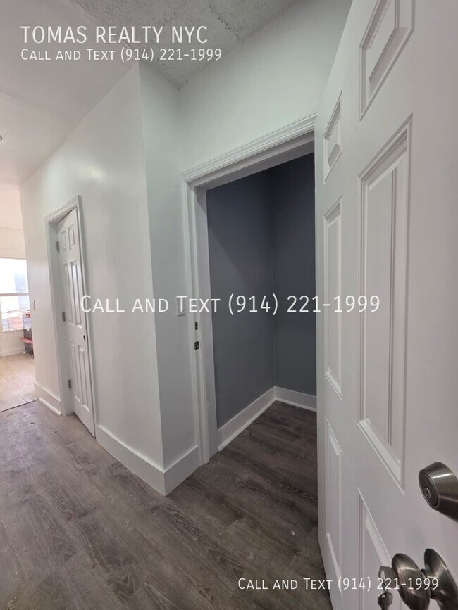 Building Photo - 243 Woodworth Ave