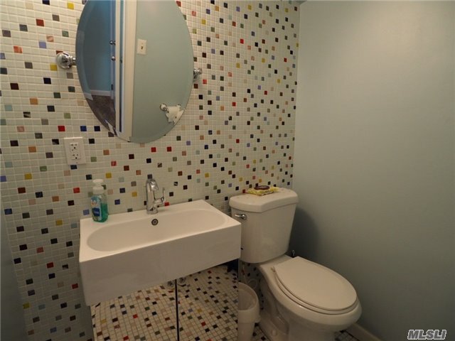 Foto del edificio - 3284 Judith Ln