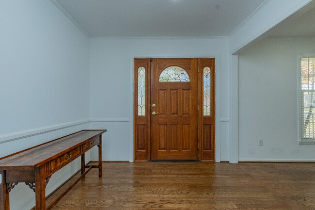 Foto del edificio - 1060 Kerner Rd