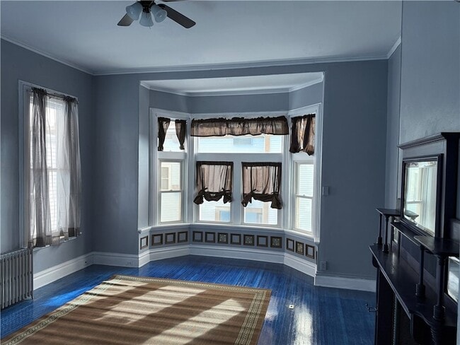 Building Photo - 20 Elm St