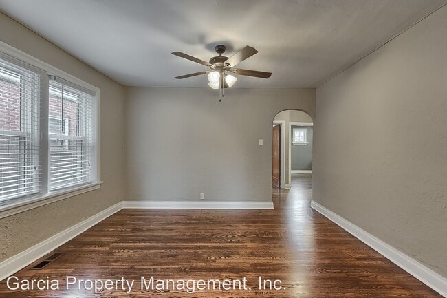 Building Photo - 2 br, 1 bath House - 5015 Miami Street