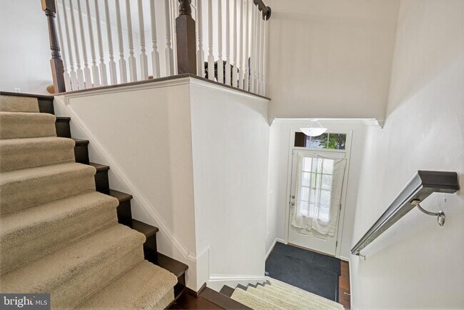 Building Photo - 1550 Rabbit Hollow Pl