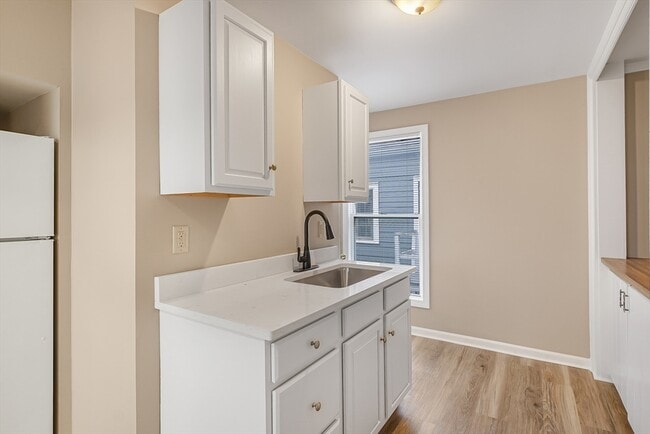 Foto del edificio - 12 Franklin Ave