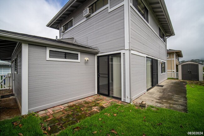 Building Photo - $3,500 / 3br - 3BED 2.5BATH HOME IN KANEOHE
