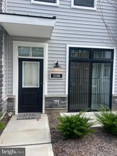 Building Photo - 2106 Donatello Dr