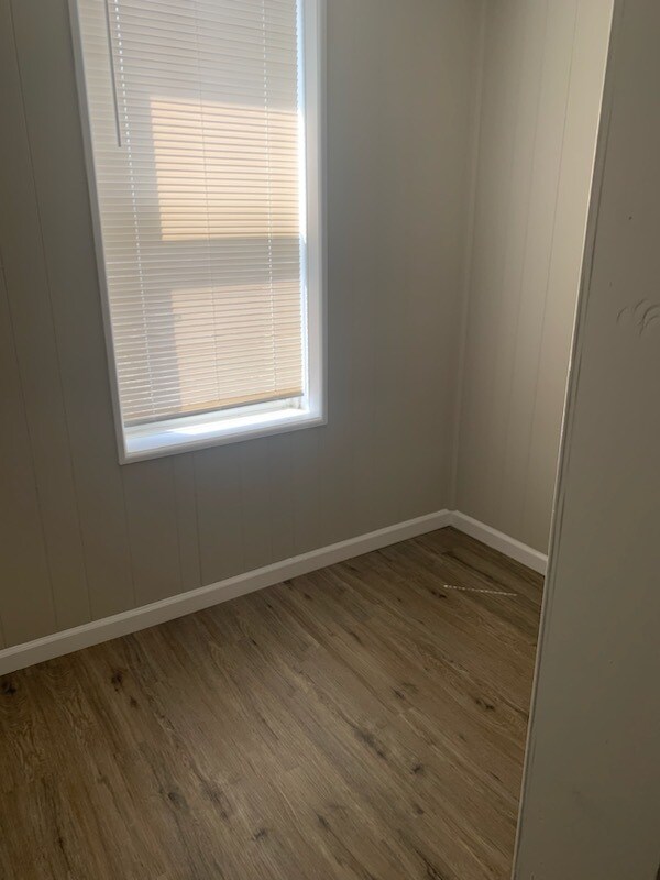 Foto del edificio - 6911 Bruno Ave