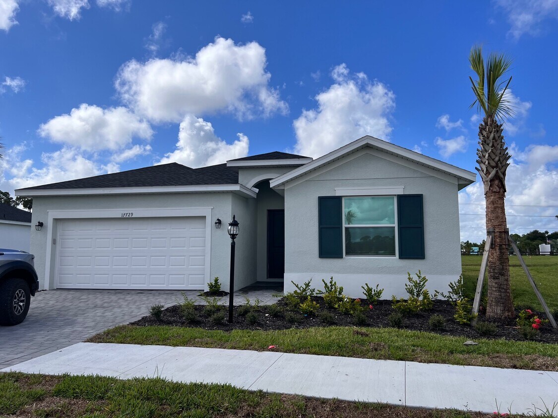 Foto principal - 17729 Saddleback Loop