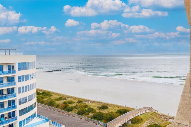 Foto del edificio - 360 Shore Rd