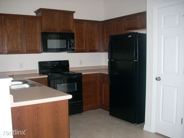 Building Photo - 3 br, 2 bath House - 116 Five Oaks Ct 116 FO