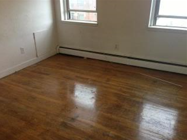Foto principal - 64 Brighton Ave