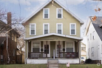 Building Photo - 2661 Indianola Ave