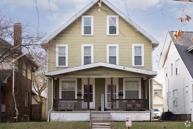 Building Photo - 2661 Indianola Ave