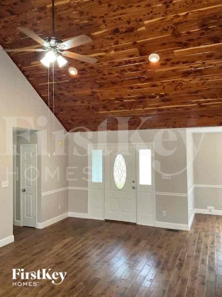 Building Photo - 7815 Pinetuck Ln