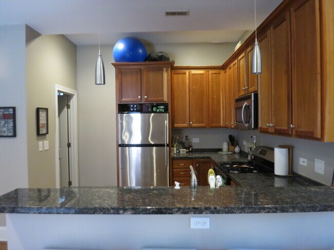 Foto del edificio - 1644 W North Ave