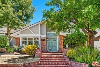 Building Photo - 21663 Ulmus Dr