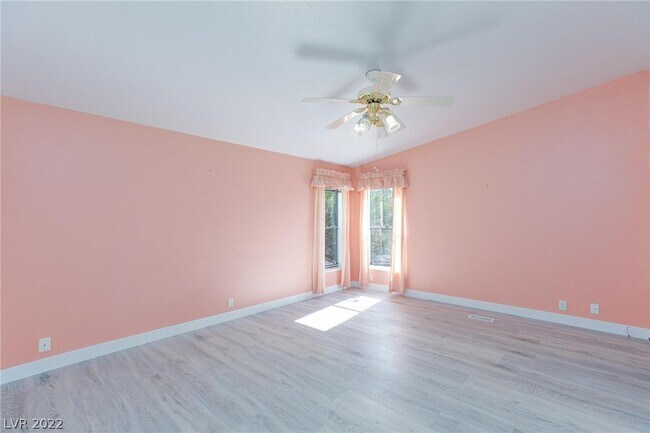 Foto del edificio - 3950 Effinger Rd