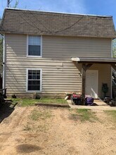 Building Photo - 1010 Bernard St