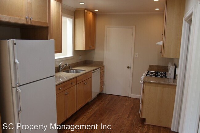 Building Photo - 2 br, 1.5 bath House - 1501 Locust St