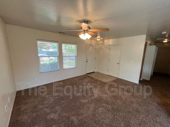 Building Photo - 1726 Paseo Del Lago