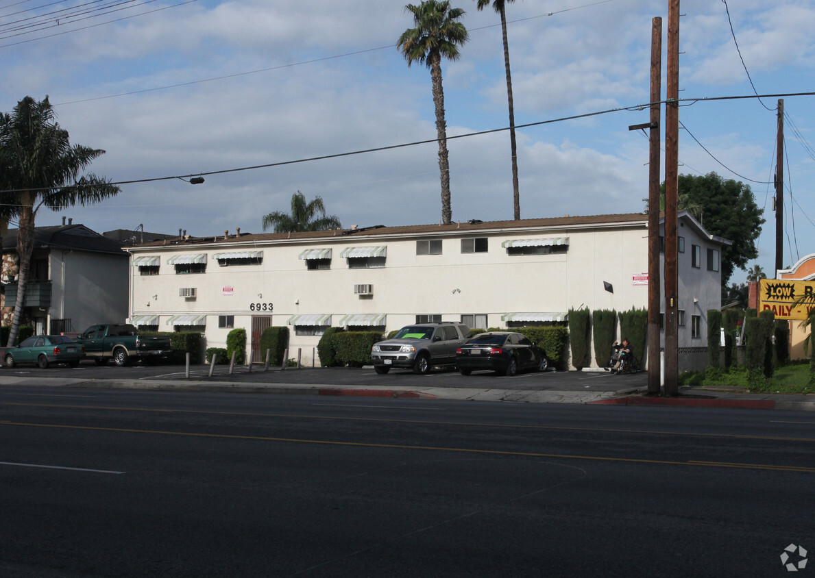 Foto principal - 6933 Sepulveda Blvd