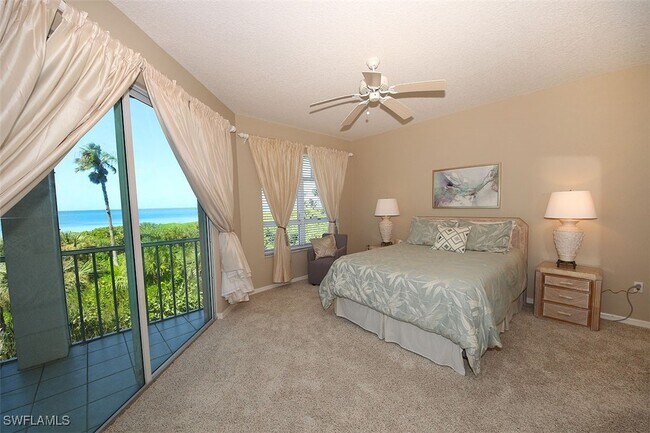 Foto del edificio - 265 Barefoot Beach Blvd