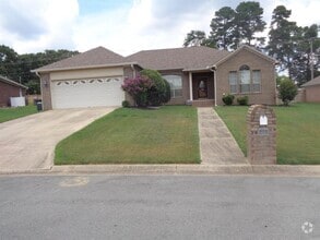 Building Photo - 5059 Silver Oak Dr
