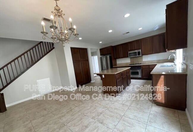 Foto del edificio - 1644 Moonbeam Ln