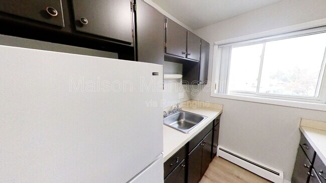 Foto del edificio - 721 Cedarwood Terrace