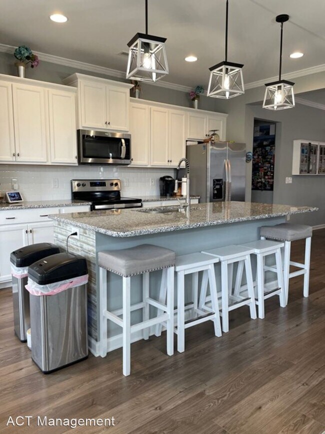 Building Photo - 4 br, 3.5 bath House - 11 Violetear Ridge
