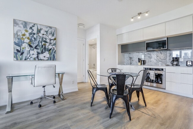 Building Photo - 6 Adra Grado Way