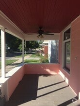 Building Photo - 845 Lake Ave