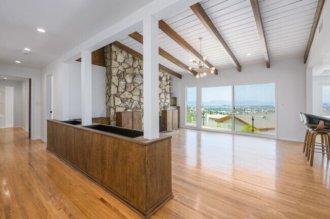 Building Photo - 4413 Don Felipe Dr