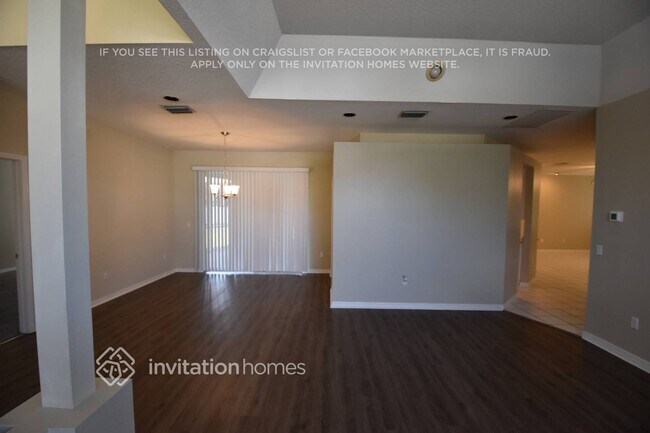 Foto del edificio - 22644 Glyndon Point Rd