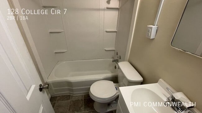 Building Photo - 128 College Cir