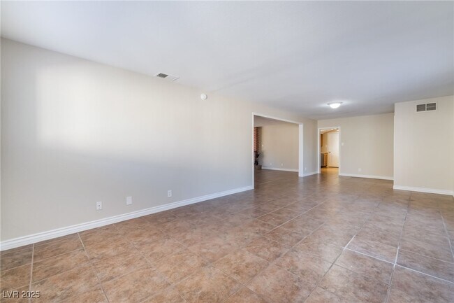 Foto del edificio - 1106 Norman Ave