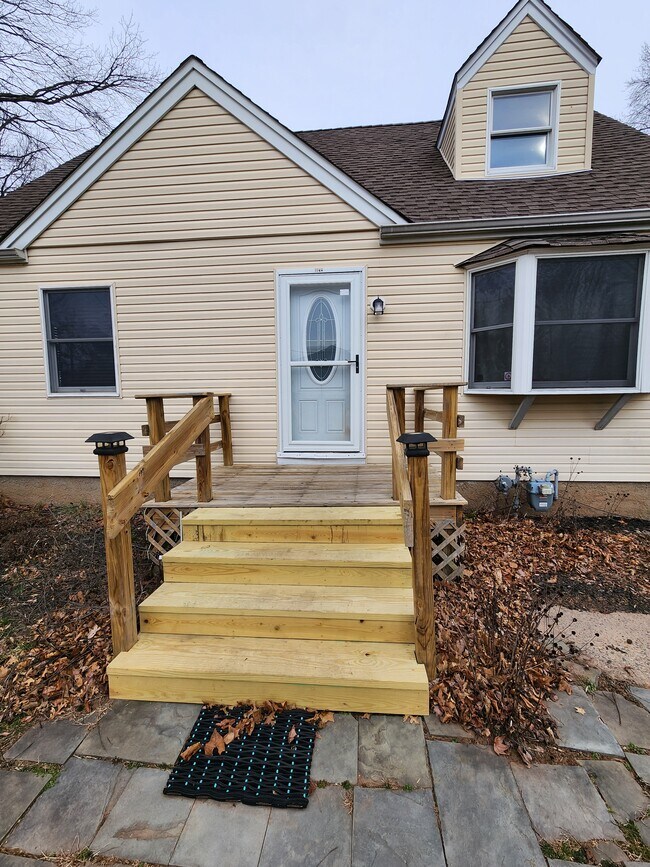 front of house - 1748 Rosewood Dr