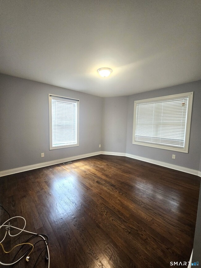 Foto del edificio - 206 Scofield Ave