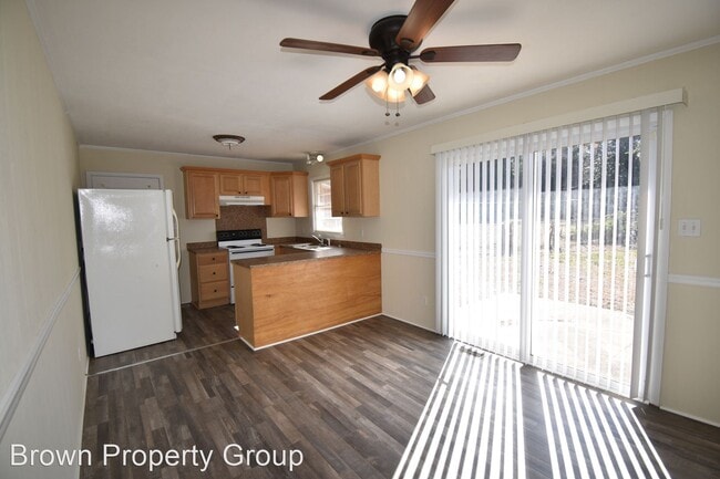 Building Photo - 3 br, 1.5 bath House - 1800 Dewsberry Dr